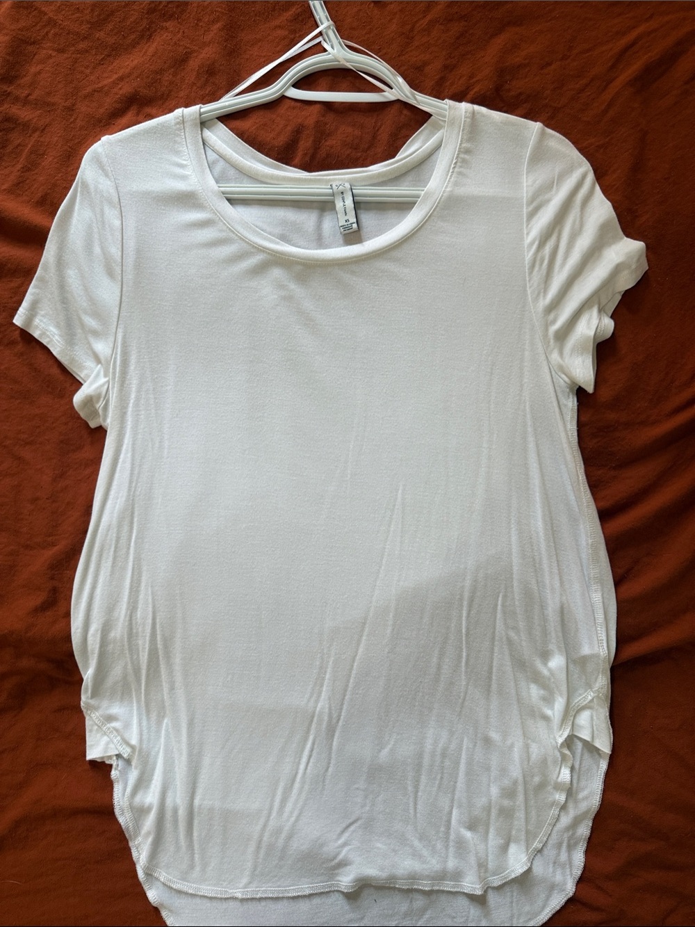 Gentle Fawn White Short Sleeve Scoop Neck Tee